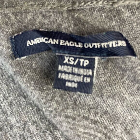 American Eagle Gray Top Size XS EUC - Picture 5 of 6